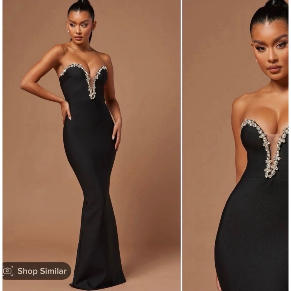 Fashion Nova Luxe Odessa Embellished Bondage Rhinestone Plunge Gown NWT Size M